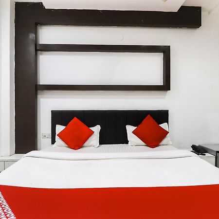 Oyo Flagship Just-9 Inn Near Sahara Ganj Mall Lucknow Eksteriør billede