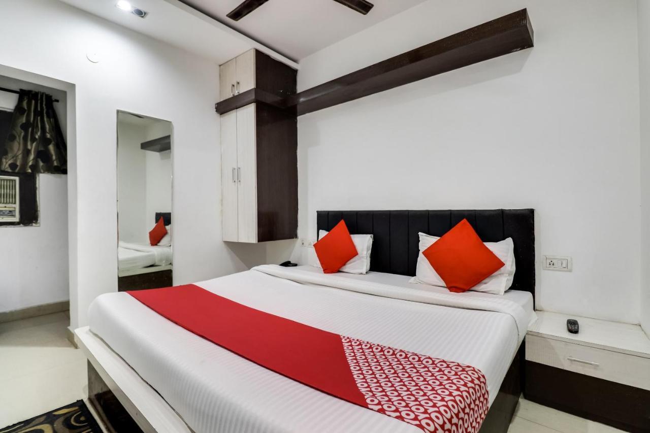 Oyo Flagship Just-9 Inn Near Sahara Ganj Mall Lucknow Eksteriør billede