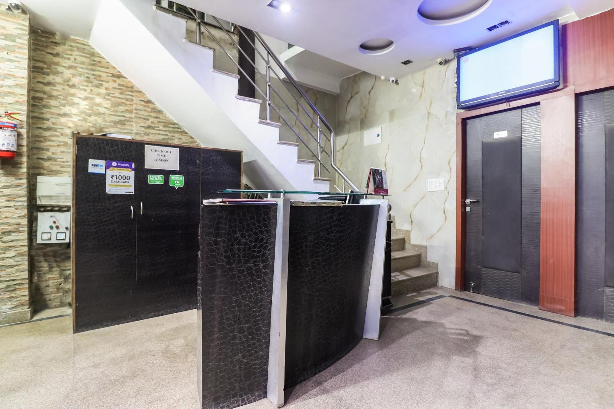 Oyo Flagship Just-9 Inn Near Sahara Ganj Mall Lucknow Eksteriør billede